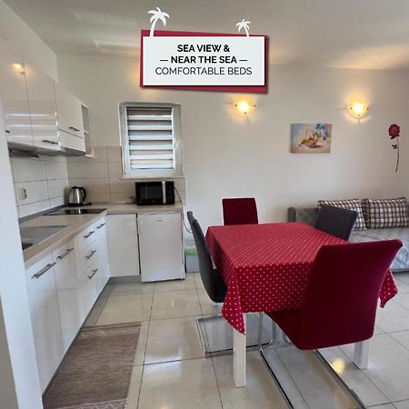 Apartmani Roje Sveti Filip I Jakov Eksteriør billede